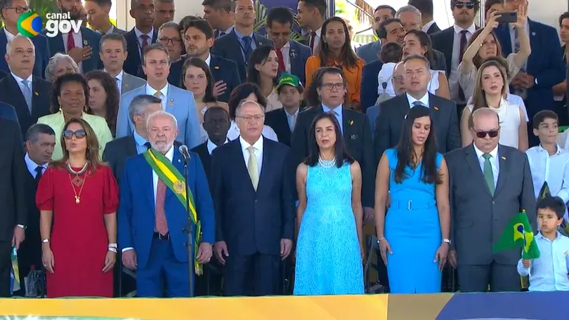 Presidente Lula acompanha o desfile de 7 de Setembro em Brasília