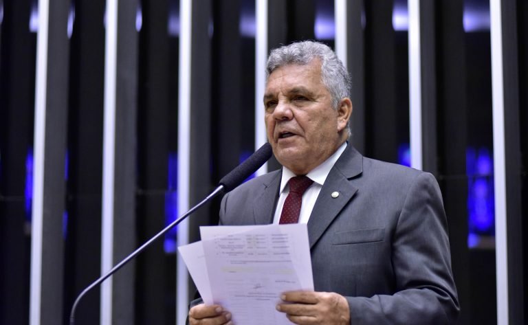 Comissão aprova projeto que cria política nacional de combate a crimes em áreas rurais – Notícias