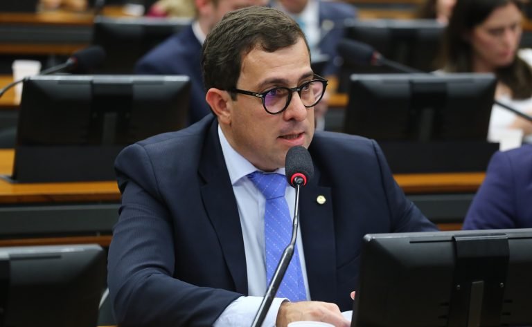 Deputado Gervásio Maia (PSB-PB) fala na Comissão de Constituição e Justiça e de Cidadania da Câmara dos Deputados