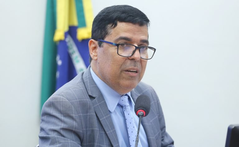 Eleição do Presidente e dos Vice-Presidentes. Dep. Prof. Paulo Fernando(REPUBLICANOS - DF)