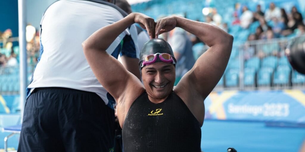 Nadadora Patrícia Santos fatura primeiro ouro do Brasil no Parapan