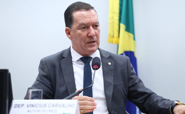Vinicius Carvalho se manifestou contrariamente à proposta