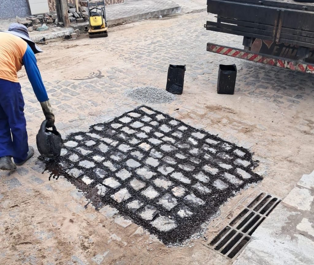 Operação tapa-buraco será executada em 28 bairros de João Pessoa