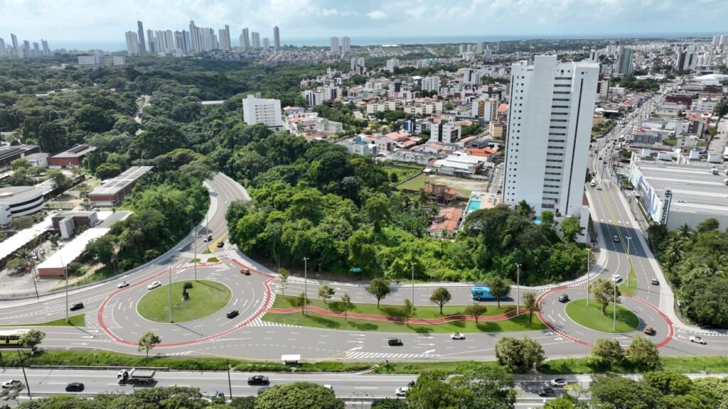 Prefeitura de João Pessoa investe R$ 35 mi em binário e urbanização da área que liga UFPB ao Altiplano