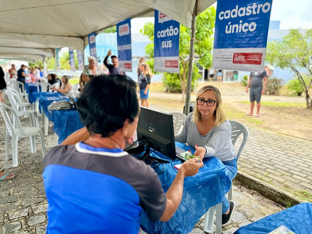 Caravana do Cuidar leva serviços gratuitos aos moradores do bairro Valentina nesta sexta-feira Caravana do Cuidar leva serviços gratuitos aos moradores do bairro Valentina nesta sexta-feira