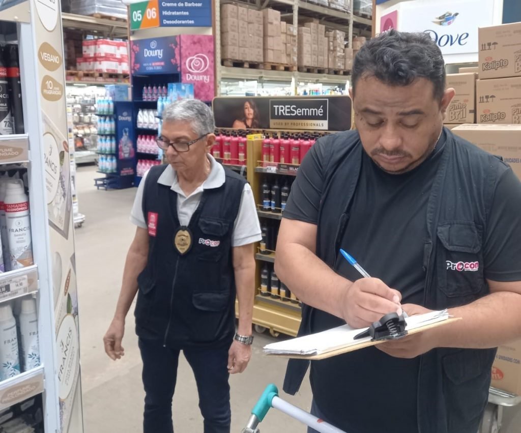 Procon-JP inicia fiscalização preventiva no comércio da Capital para evitar abusos durante a Black Friday Procon-JP inicia fiscalização preventiva no comércio da Capital para evitar abusos durante a Black Friday