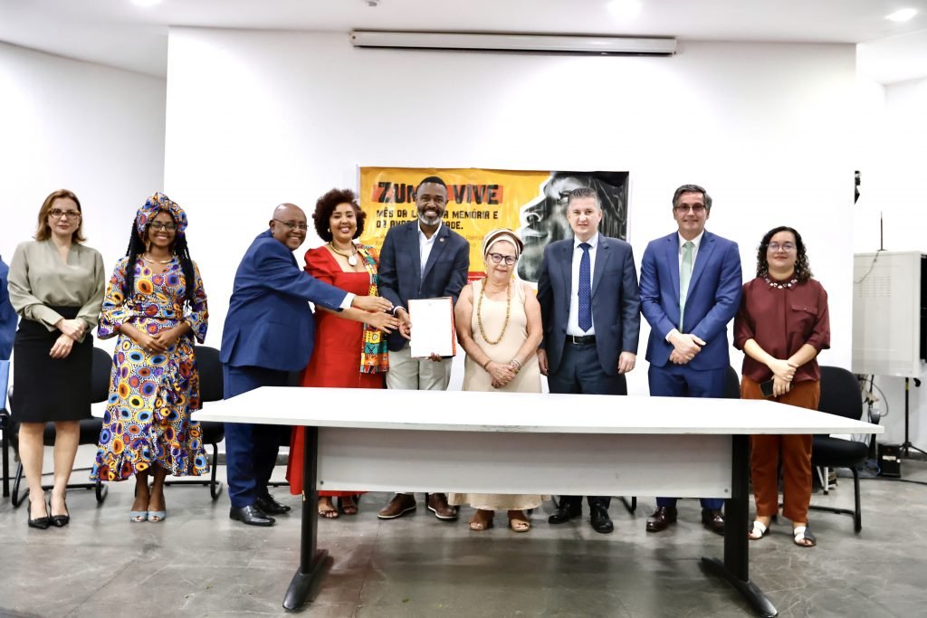 Prefeitura lança canal antirracismo e adere a iniciativas que promovem a igualdade racial Prefeitura lança canal antirracismo e adere a iniciativas que promovem a igualdade racial