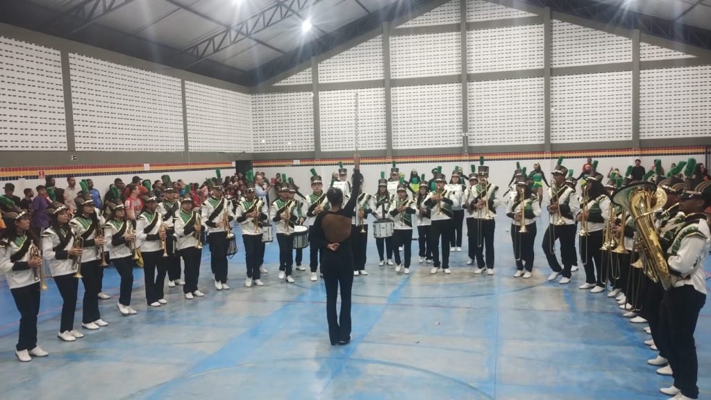 Alunos da Rede Municipal de João Pessoa participam de Mostra de Bandas Marciais Alunos da Rede Municipal de João Pessoa participam de Mostra de Bandas Marciais