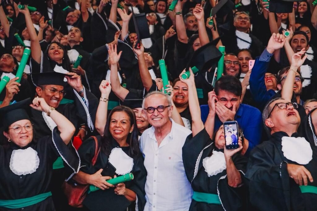 Cícero Lucena destaca fortalecimento do SUS durante formação de agentes comunitários de Saúde