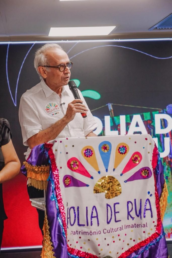 Cícero Lucena celebra apoio do Ministério do Turismo ao Folia de Rua e ao Carnaval Multicultural de João Pessoa