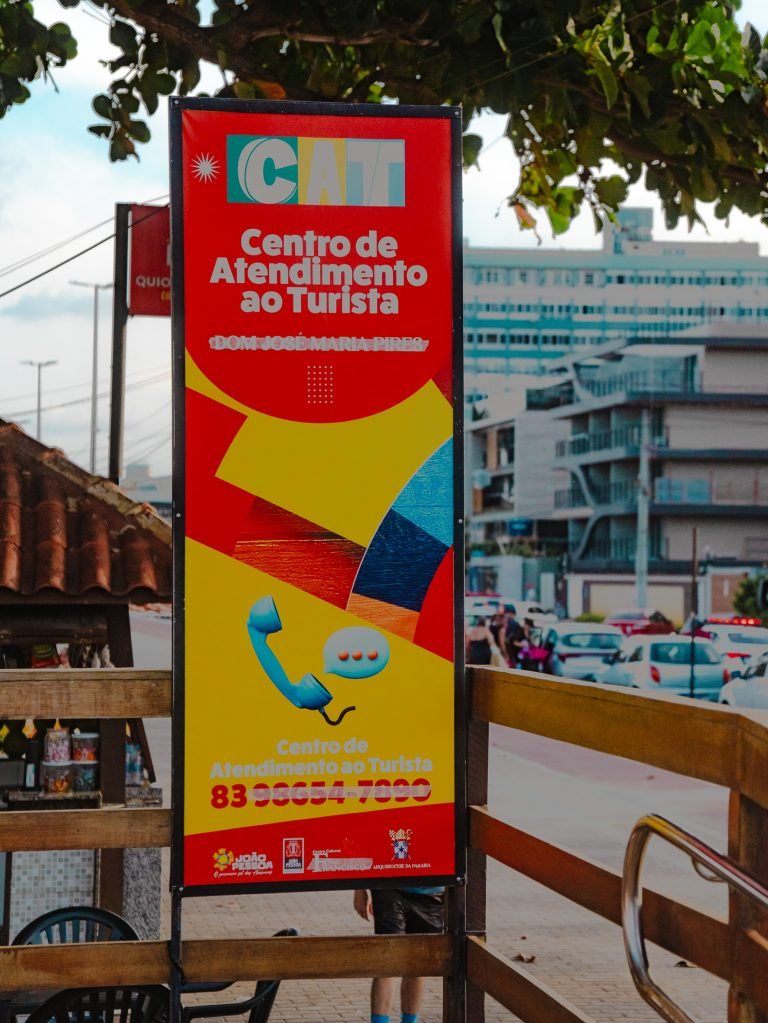 Prefeitura de João Pessoa reforça serviços de atendimento ao turista com auxílio do CAT Móvel Prefeitura de João Pessoa reforça serviços de atendimento ao turista com auxílio do CAT Móvel