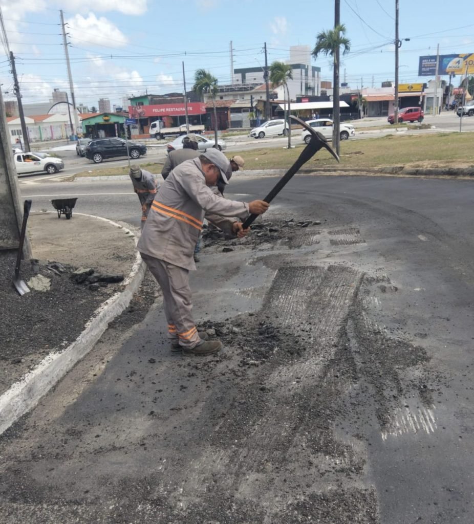 Seinfra inicia a semana com serviços de manutenção em 30 bairros da Capital