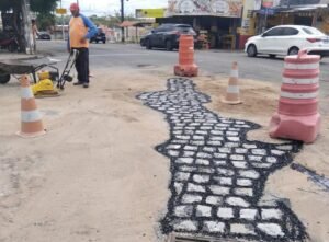 Operação tapa-buraco executa serviços em 20 bairros da Capital