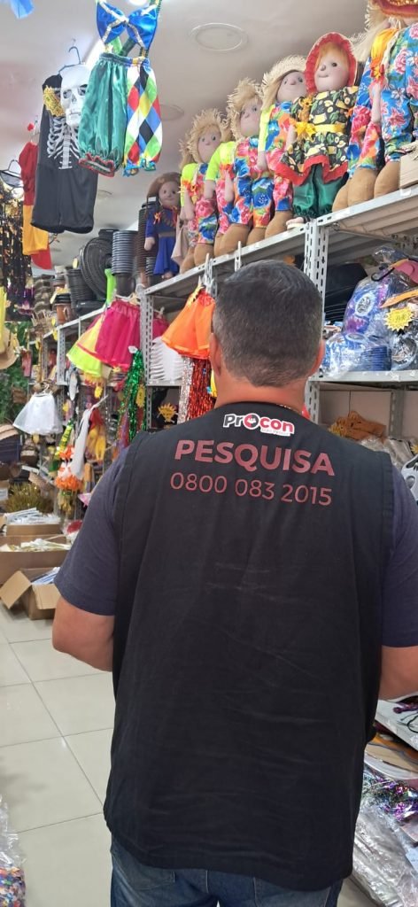 Procon-JP encontra diferença de R$ 14,90 no preço da fantasia em pesquisa para artigos carnavalescos