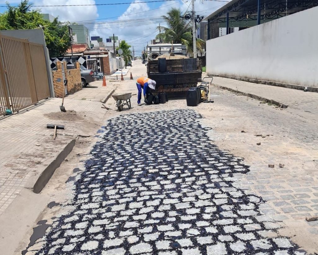 Seinfra conclui a semana com serviços de manutenção em 27 bairros de João Pessoa