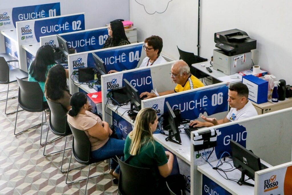 Sine-JP registra mais 3 mil encaminhamentos ao mercado de trabalho em 2026