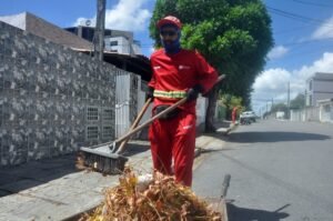 Emlur intensifica ações de limpeza e reforça conscientização da população