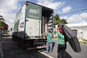 Emlur orienta população para solicitar serviço Cata-Treco pelo App ‘João Pessoa na Palma da Mão’