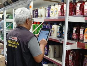 Sabão líquido tem diferença de quase R$30 em pesquisa para produtos de limpeza e higiene pessoal