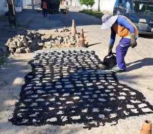 Seinfra segue com a operação tapa-buraco e executa a ação em 30 bairros da Capital