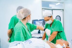 Hospital Dia inicia cirurgias de fístula arteriovenosa e amplia cuidado aos pacientes renais