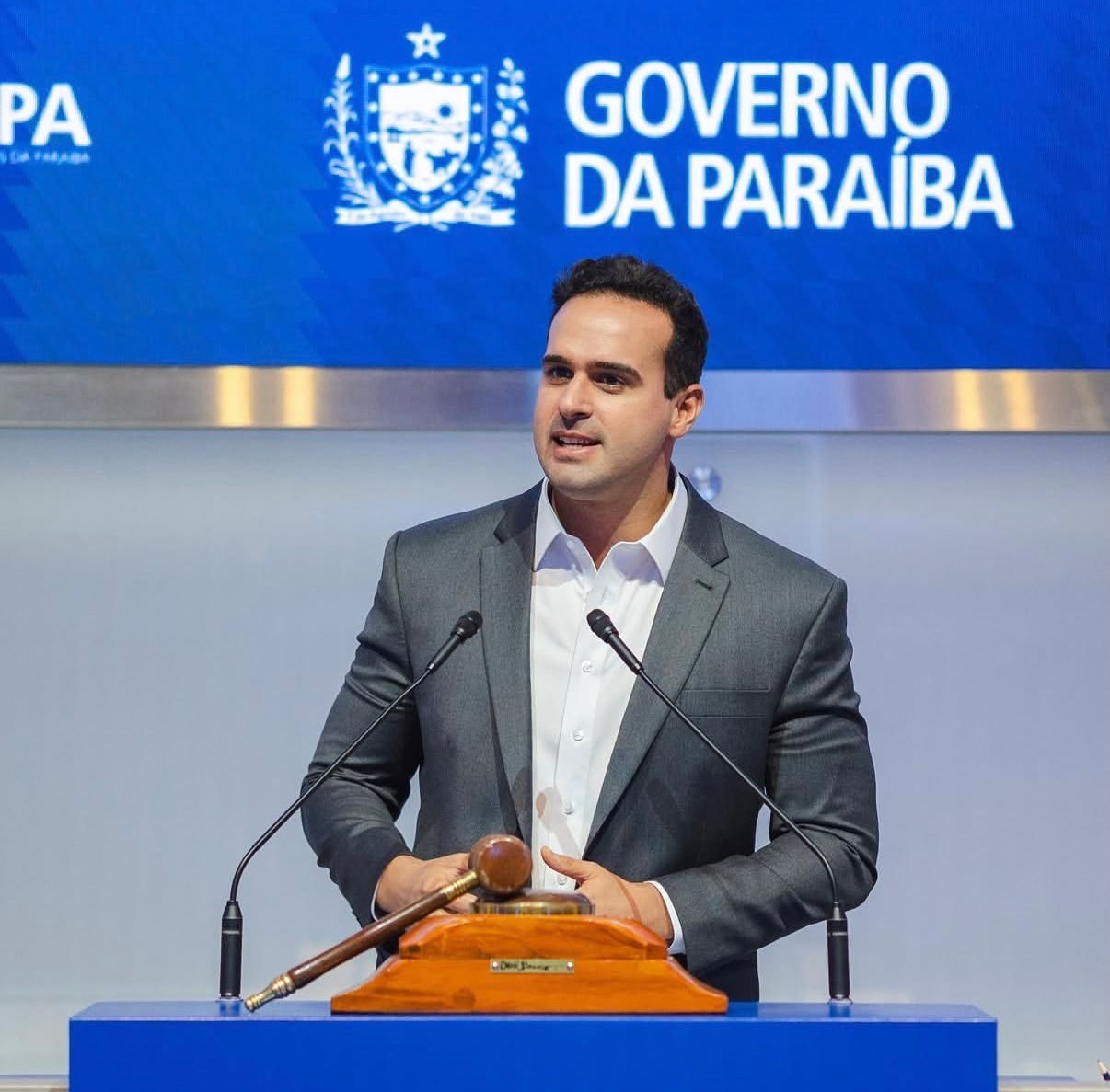 Lucas Ribeiro prestigia voo inaugural Brasília-Campina Grande e anuncia investimentos para o São João