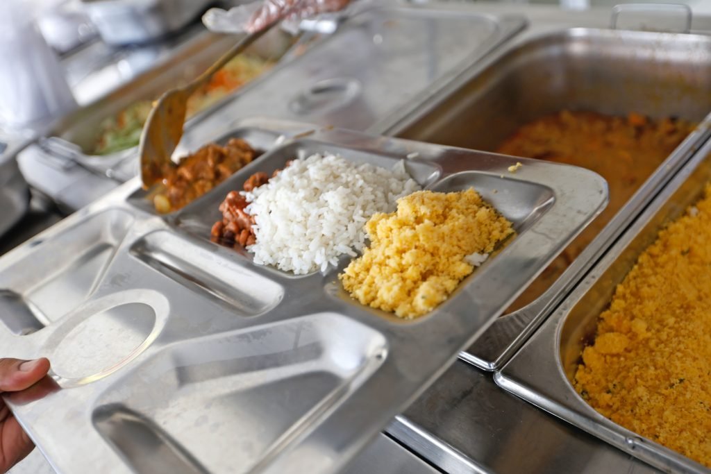 Prefeitura amplia acesso à alimentação com Restaurante Universitário Popular em João Pessoa