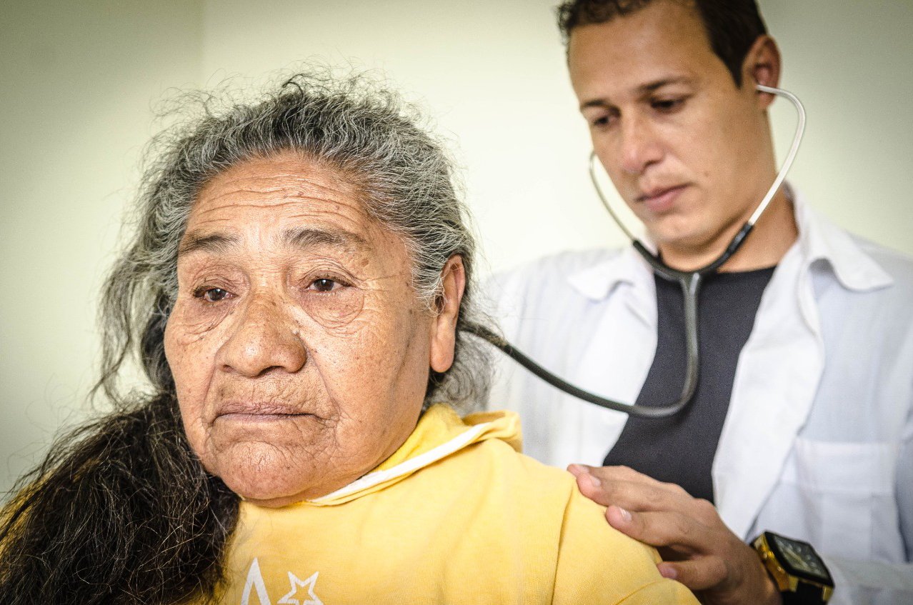 Projeto incentiva atuação de geriatras na atenção primária do SUS — Senado Notícias