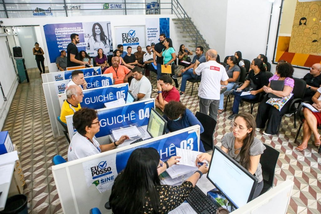 Semana começa com oferta de mais de mil vagas de emprego abertas pelo Sine-JP