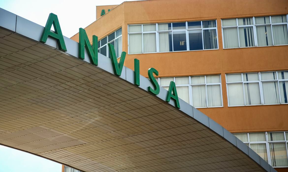 Anvisa Apreende Suplemento Alimentar Irregular e Suspende Lotes de Creatina
