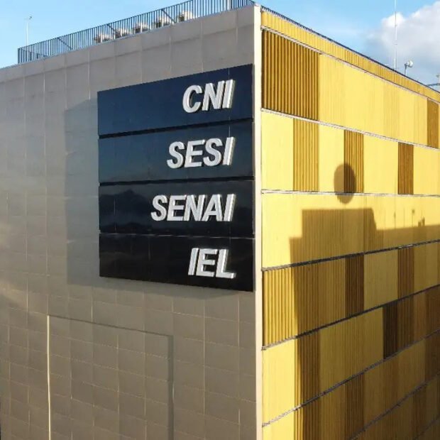 CNI Projeta Mudanças Fiscais: Fim de Ganho Real para Aposentadorias e Alterações nos Pisos de Saúde e Educação