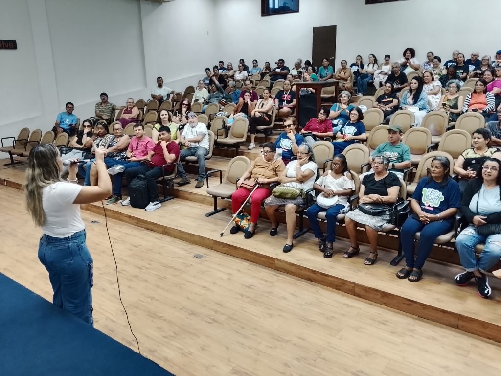 Feira Móvel reúne expositores e se planeja para impulsionar economia criativa em João Pessoa