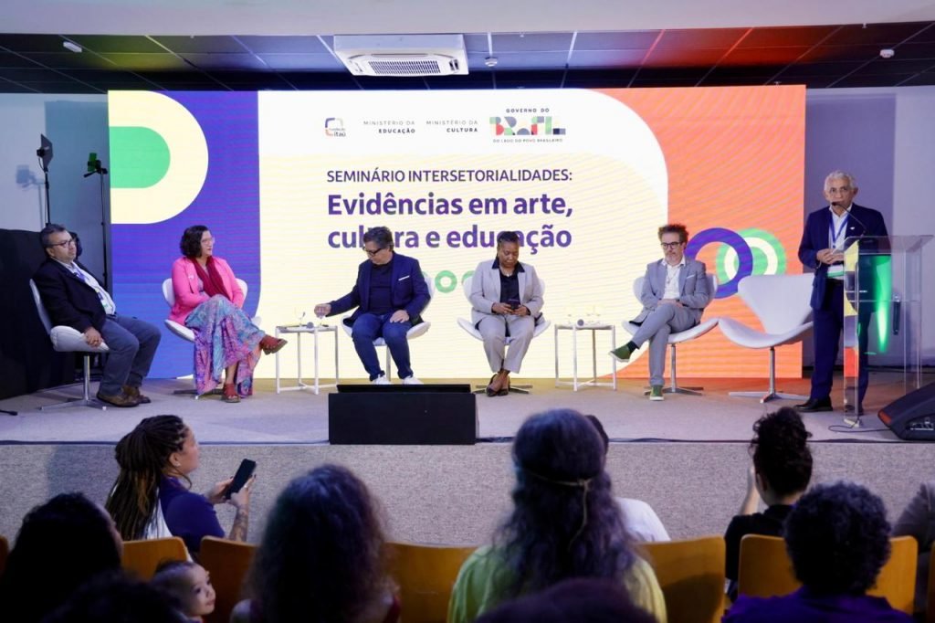 Prefeitura de João Pessoa integra seminário da Fundação Itaú sobre relação entre cultura, arte e educação
