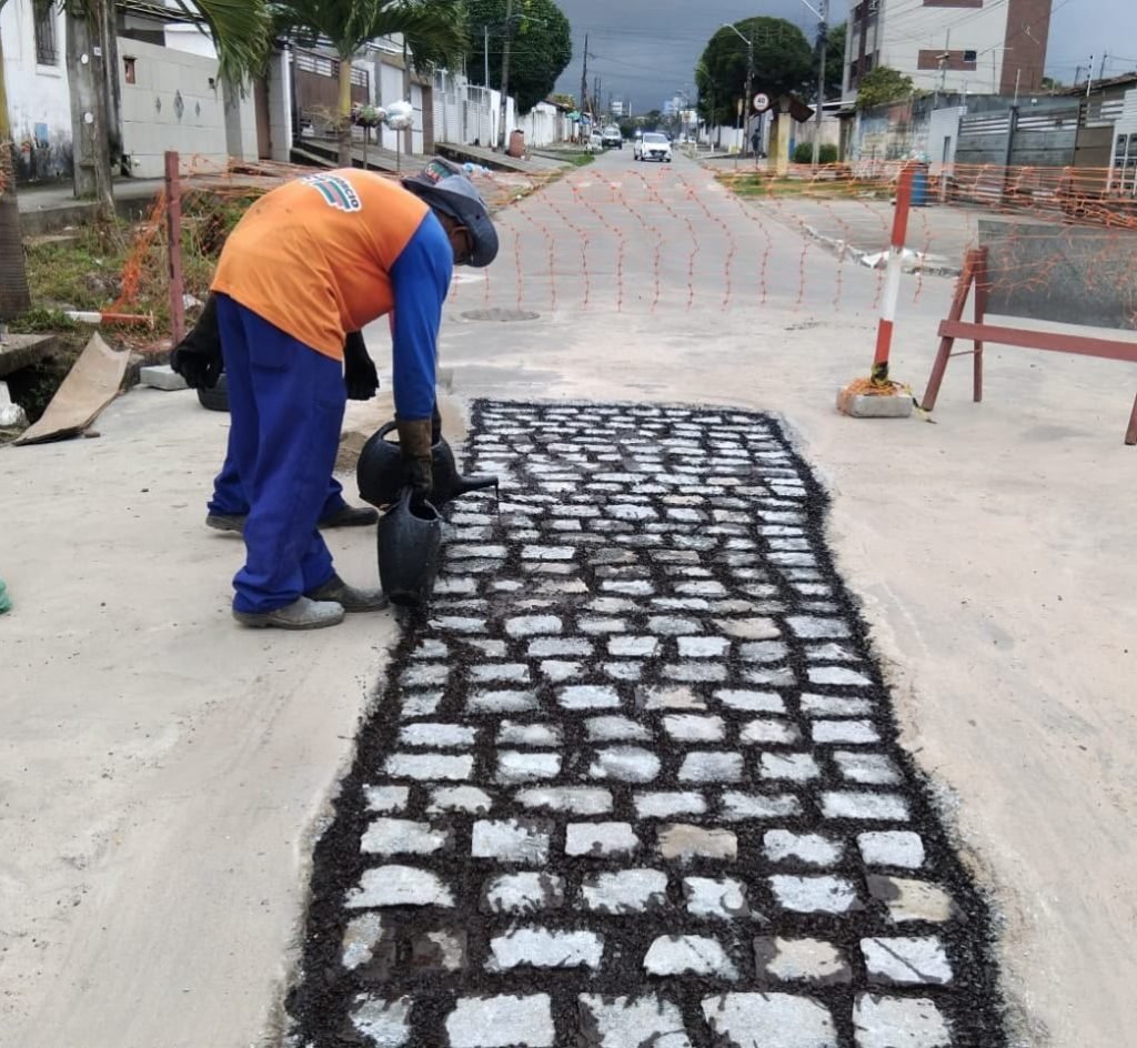 Trinta e oito bairros de João Pessoa recebem serviços de manutenção da Seinfra