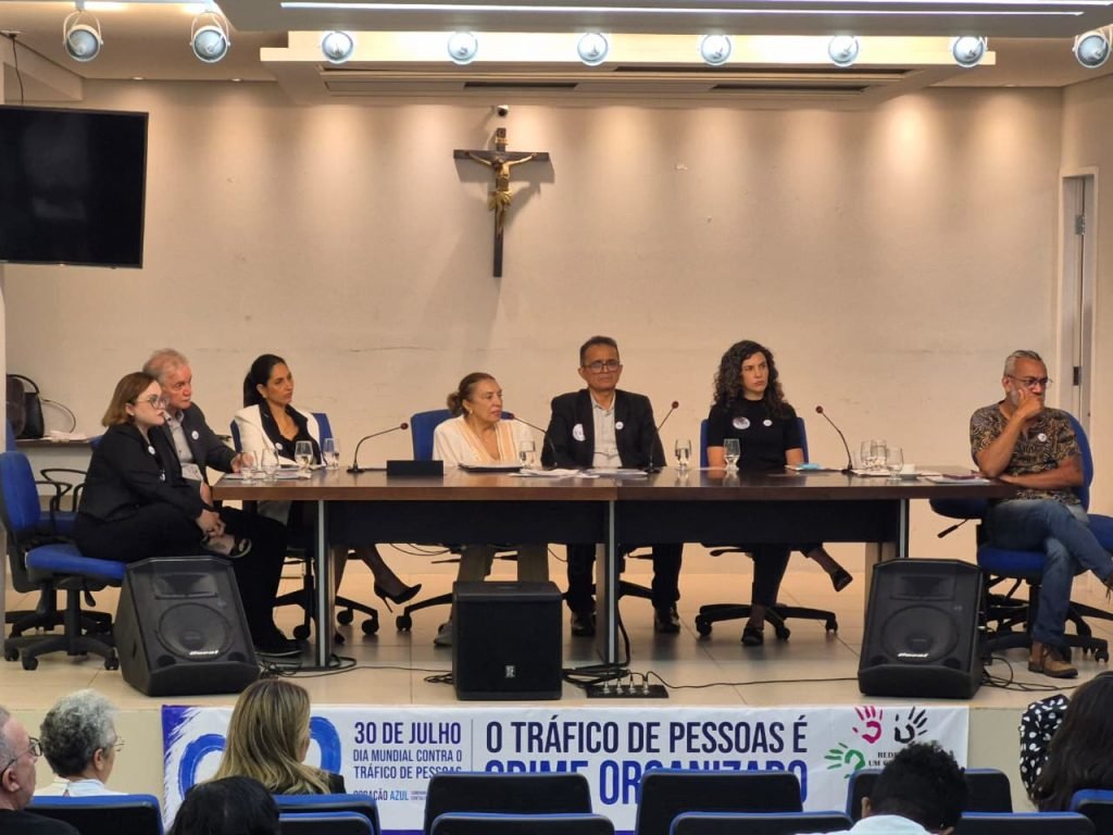 ALPB debate enfrentamento ao tráfico de pessoas durante audiência pública ALPB debate enfrentamento ao tráfico de pessoas durante audiência pública