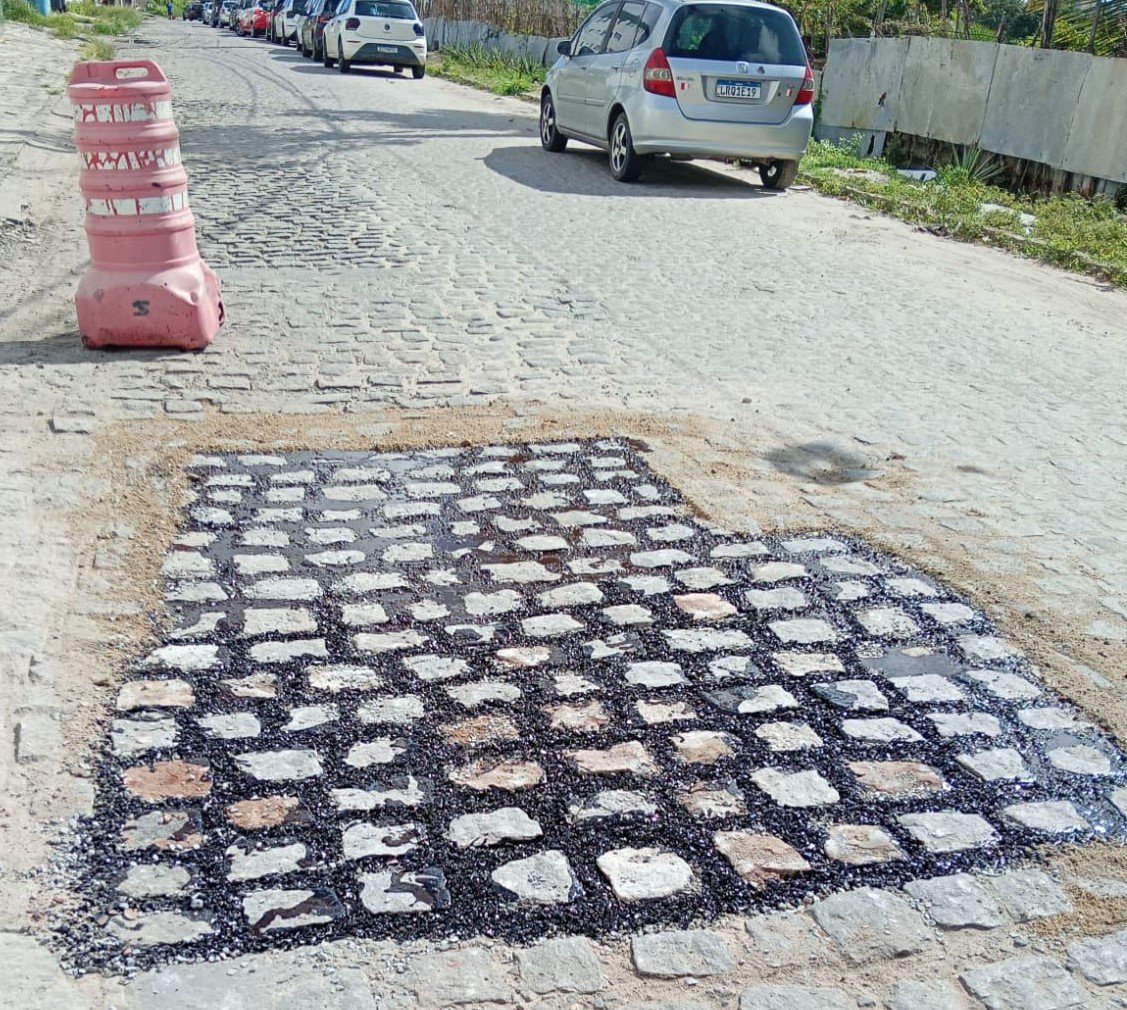Seinfra inicia a semana com operação tapa-buraco em 50 bairros de João Pessoa Seinfra inicia a semana com operação tapa-buraco em 50 bairros de João Pessoa