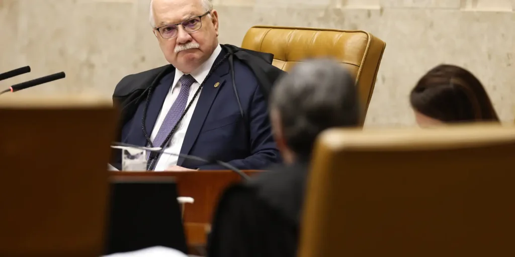 Crise no STF: Fachin Cancela Sessão Plenária em Meio a Escalada de Tensões Entre Ministros