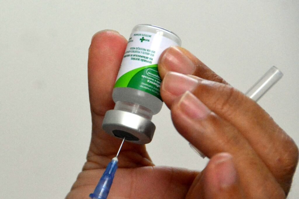 João Pessoa inicia estratégia para vacinação de acamados com a pneumocócica 20 João Pessoa inicia estratégia para vacinação de acamados com a pneumocócica 20