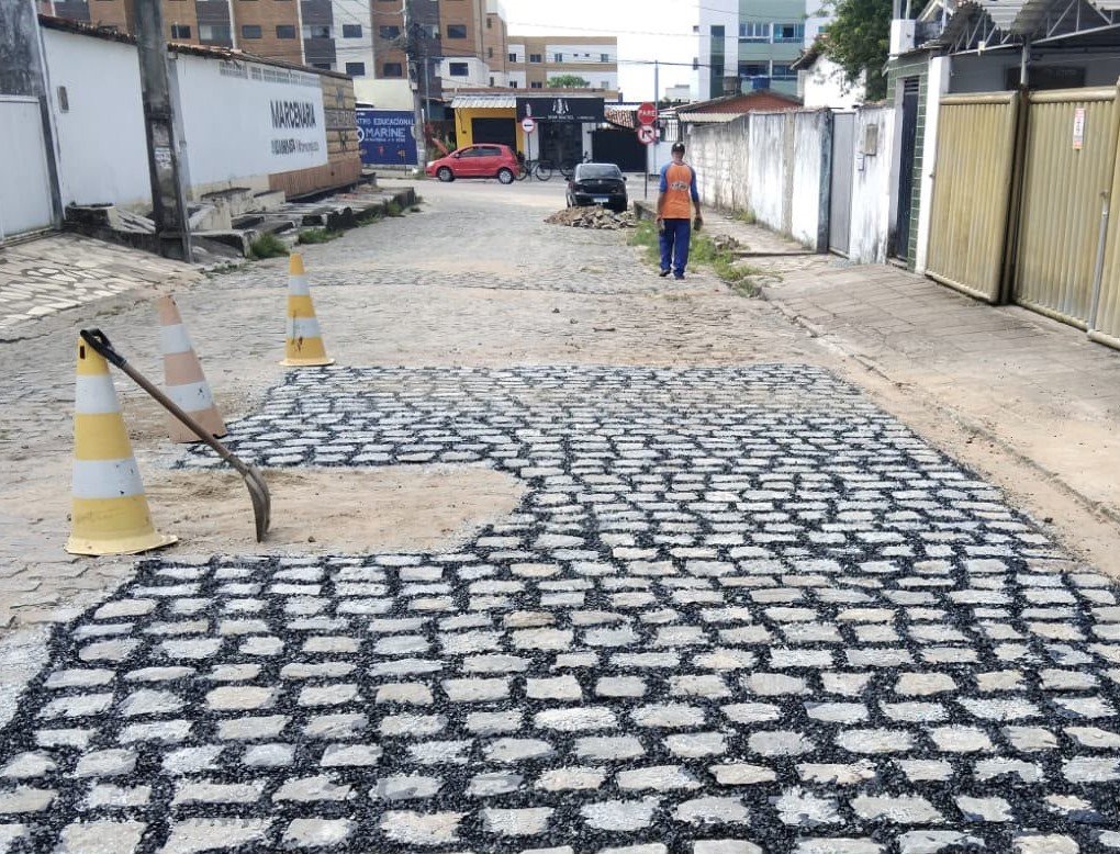 Operação tapa-buraco da Seinfra mantém cronograma de recuperação da malha viária em João Pessoa Operação tapa-buraco da Seinfra mantém cronograma de recuperação da malha viária em João Pessoa