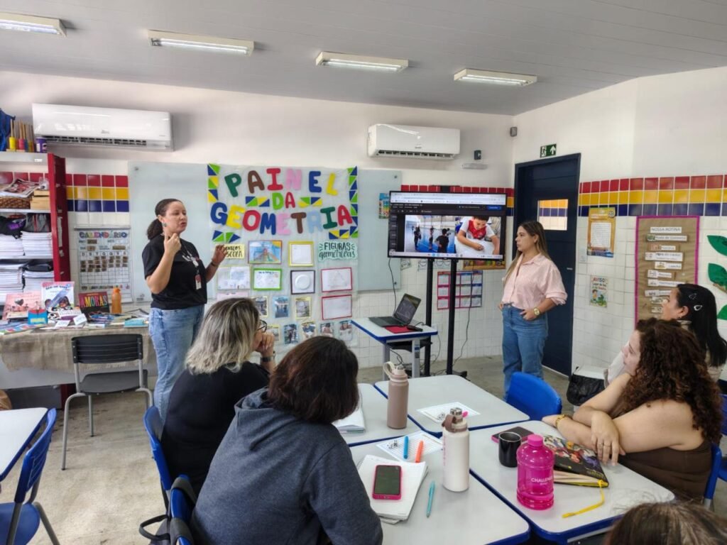 Rede Municipal fortalece ensino em Português e Matemática com formação para 960 professores