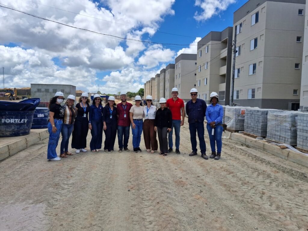 Supervisora social da Caixa elogia trabalho realizado com beneficiados pelo programa habitacional em João Pessoa Supervisora social da Caixa elogia trabalho realizado com beneficiados pelo programa habitacional em João Pessoa