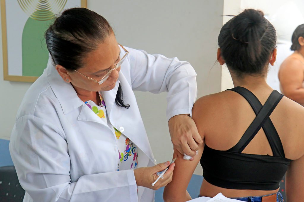 Dia D de Multivacinação acontece neste sábado com a oferta de todas as vacinas do calendário