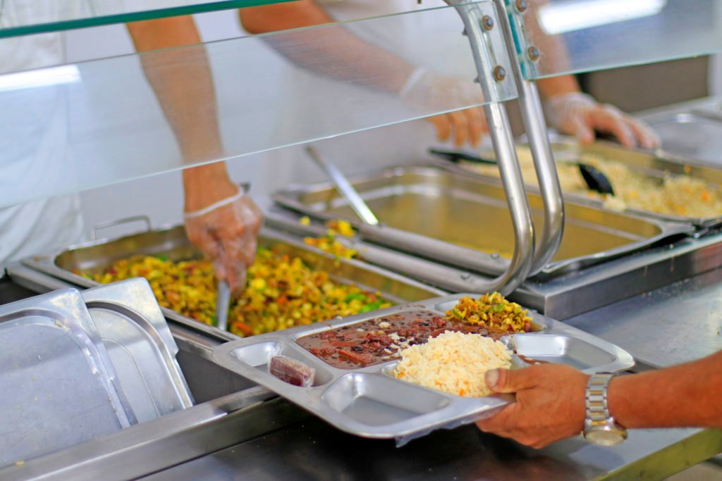 João Pessoa distribuiu quase um milhão de refeições e mais de 347 toneladas de alimentos em nove meses