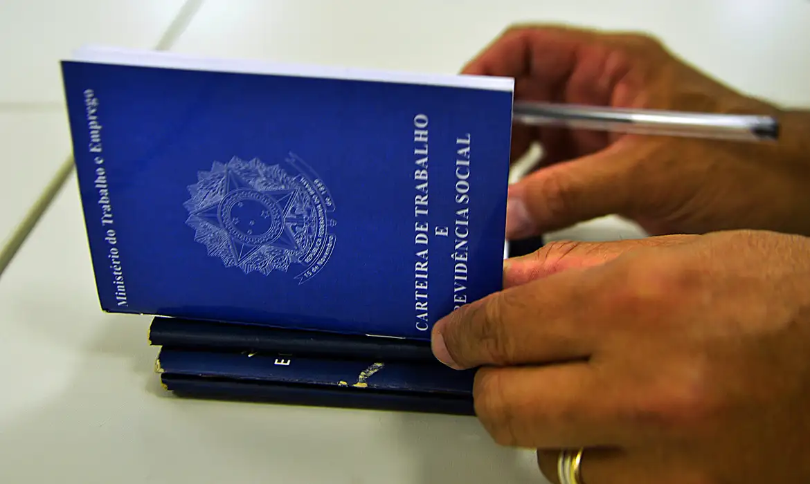 João Pessoa tem 200 vagas de emprego abertas nas áreas de hotelaria, gastronomia e atendimento