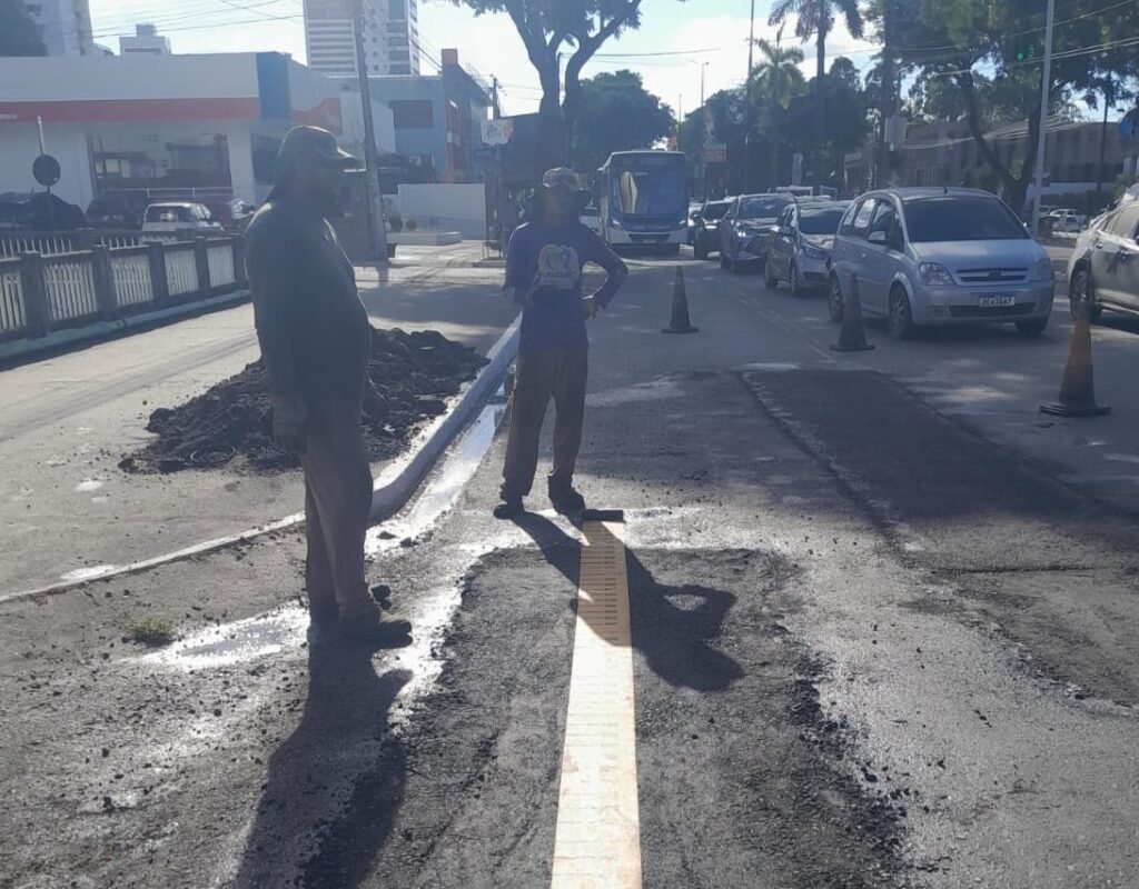 Operação tapa-buraco é realizada em 43 bairros de João Pessoa nesta quarta-feira